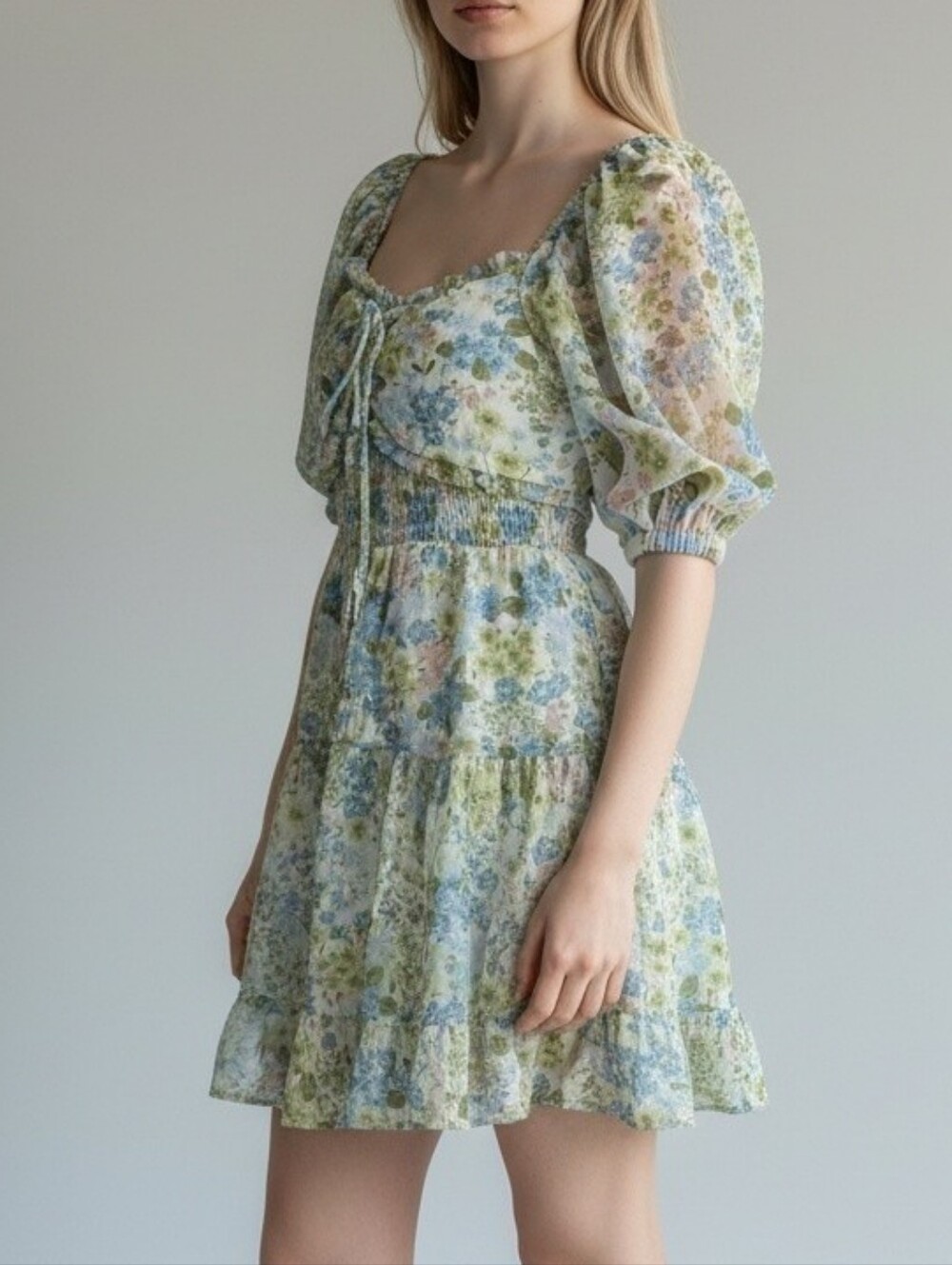 Floral Puff-Sleeve Mini Dress in Blue & Green Casual Boho Cottagecore